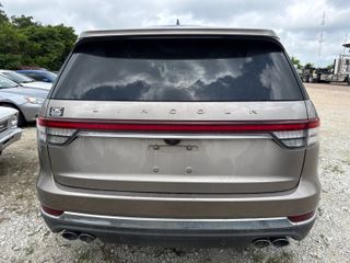 2020 Lincoln Aviator Reserve - Exterior Rear Center Image
